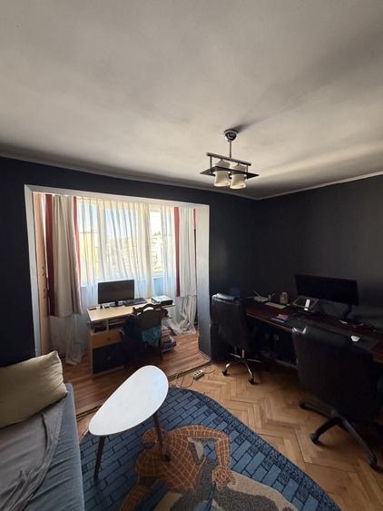 Apartament cu 4 camere în Central