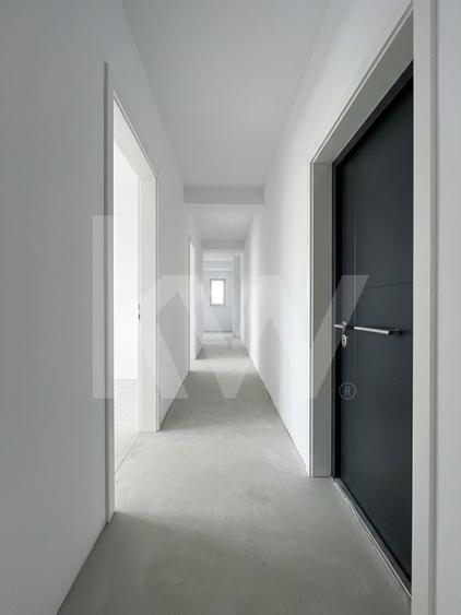 Apartament cu 3 camere decomandat în Șelimbăr
