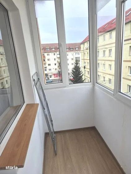 Apartament cu 3 camere decomandat în Vasile Aaron
