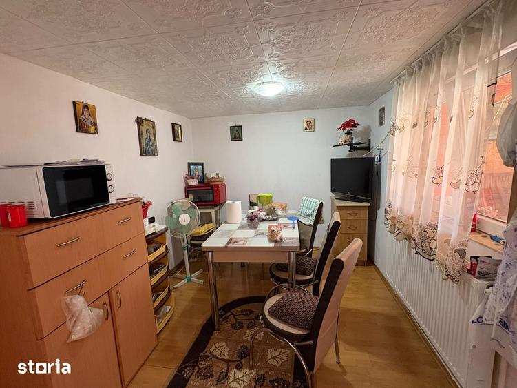 Casă cu 5 camere cu Teren 900 Mp în Ciorogârla