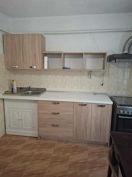 Apartament cu 2 camere decomandat în Televiziune