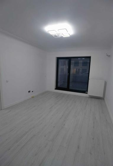 Inchiriez Apartament 1 Camere Activitate Comerciala Exigent Plaza - 1