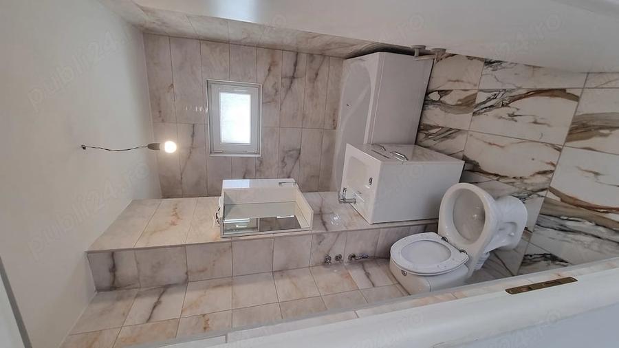 Apartament cu 3 camere semidecomandat în Livada