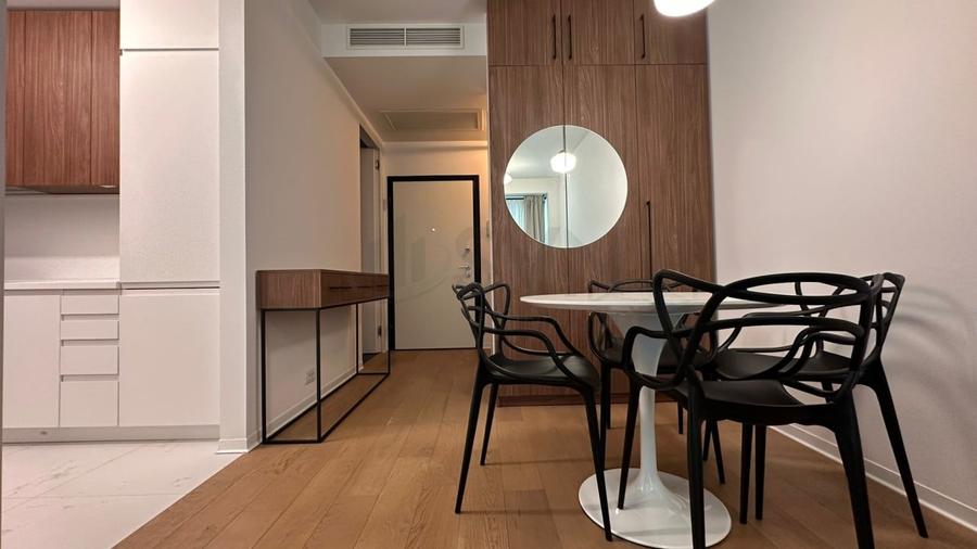 Apartament cu 2 camere semidecomandat, mobilat în Floreasca