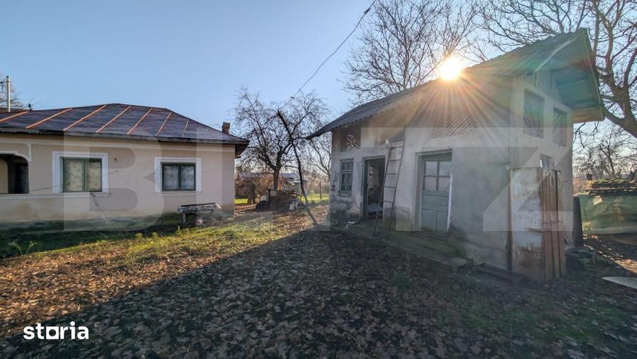 Casă cu 2 camere cu Teren 2000 Mp în Crângurile