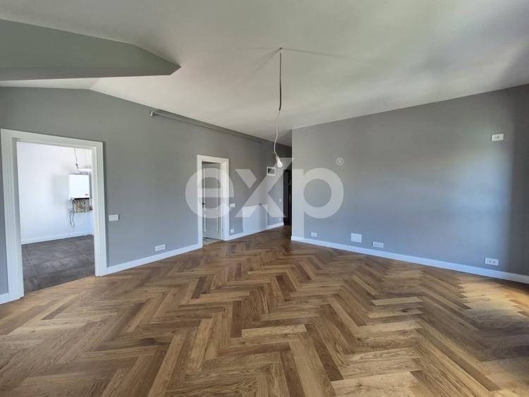 Apartament spectaculos 3 camere de vanzare în Aviatiei |  | Lumină naturala - 12