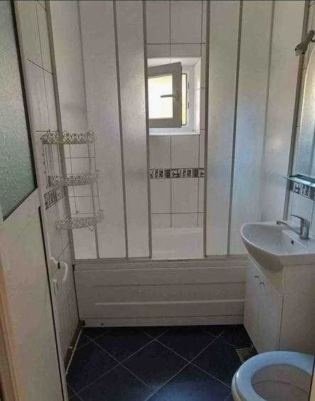 Apartament cu 2 camere semidecomandat în Metalurgie