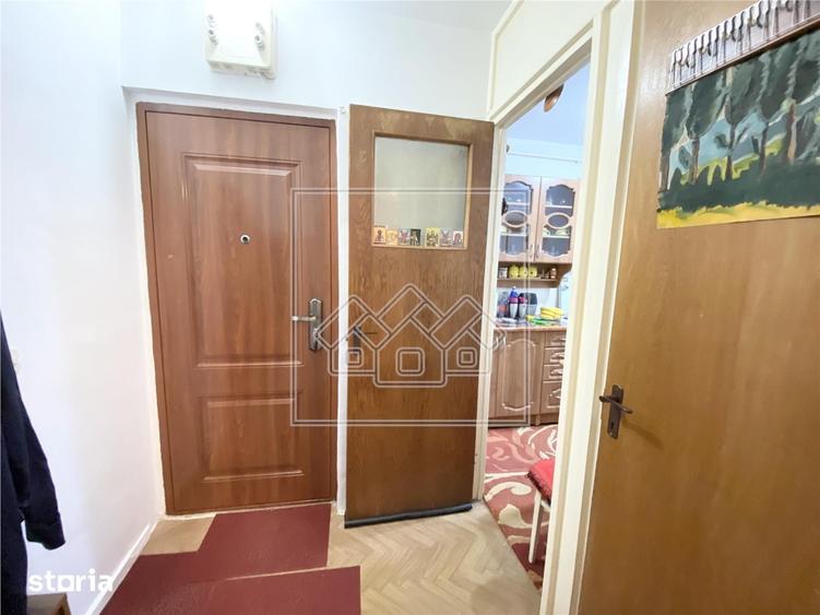 Apartament 2 camere de vanzare, necesita renovare, zona Rahovei - Sibi - 8