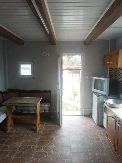 Casă cu 3 camere în Central
