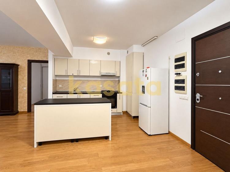 Apartament cu 3 camere semidecomandat, mobilat în Barbu Văcărescu