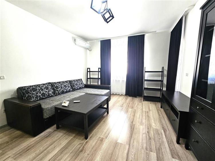 Carrefour Popas Pacurari-apartament decomandat - 1
