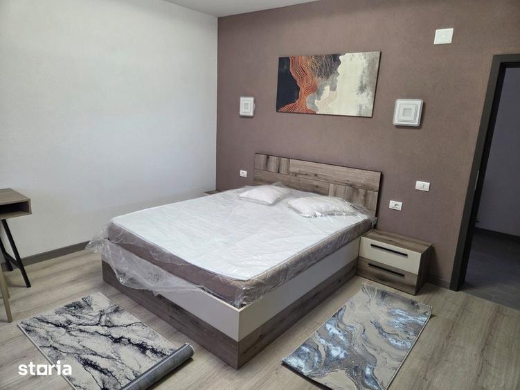 Casă cu 4 camere cu Teren 500 Mp în Central