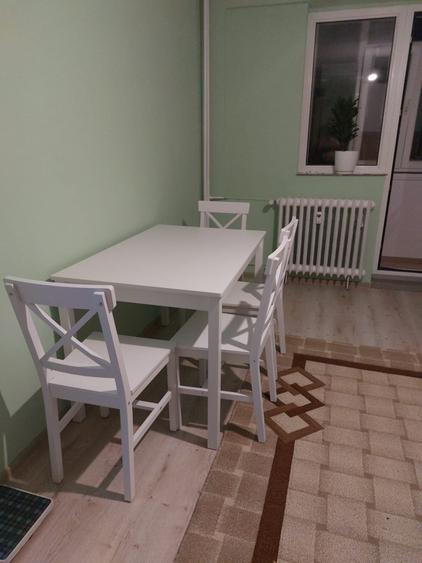 Apartament cu 2 camere decomandat în Drumul Taberei