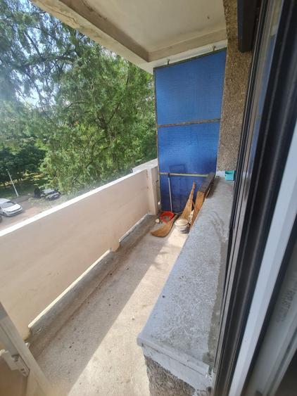 Apartament cu 3 camere decomandat în Mazepa 1