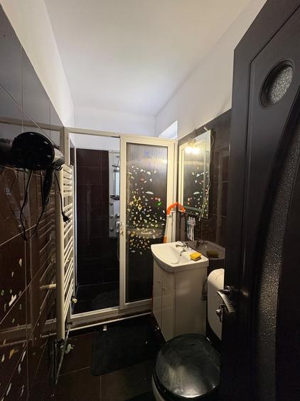 Apartament cu 2 camere în Coman