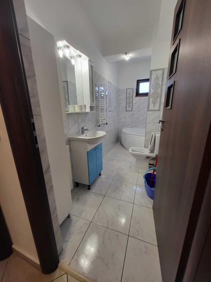 Apartament cu 2 camere decomandat în Ghencea