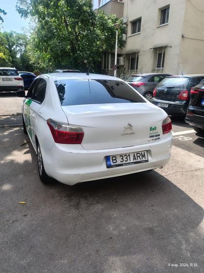 Apartament cu 5 camere decomandat în Unirii