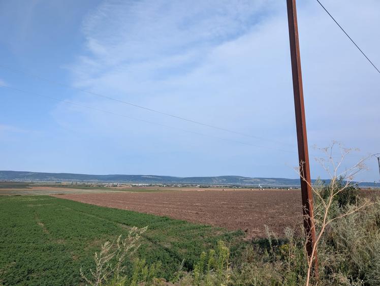 Sărata- lângă Mun. Bacău- 4000 mp- oportunitate investiție - 2