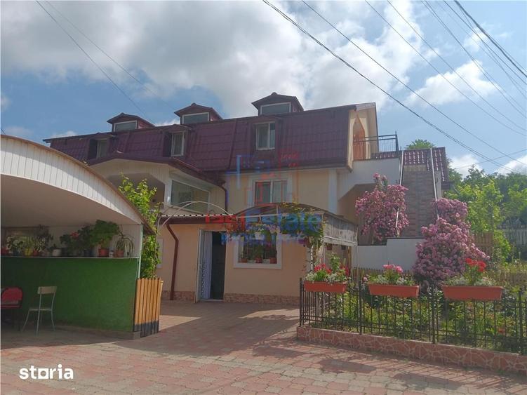 Casă cu 9 camere cu Teren 761 Mp în Popricani