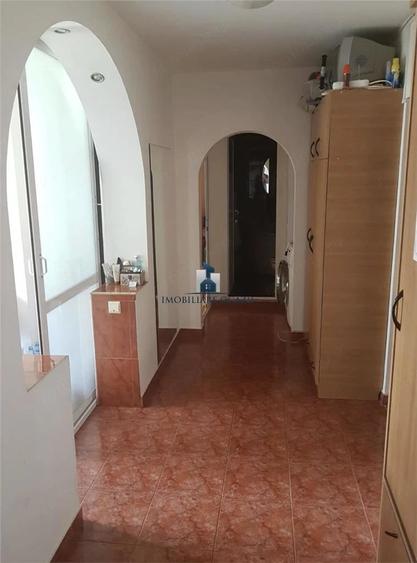 Apartament cu 2 camere decomandat în Brâncoveanu