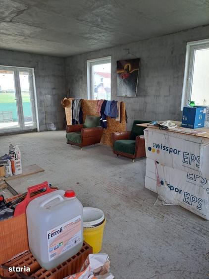 Casă cu 4 camere cu Teren 357 Mp în Central