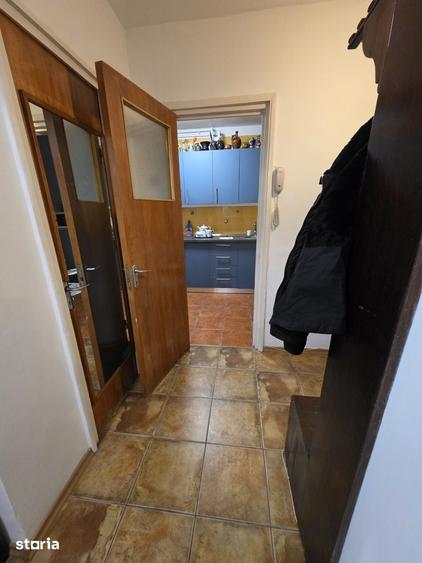Apartament cu 3 camere decomandat în Tineretului