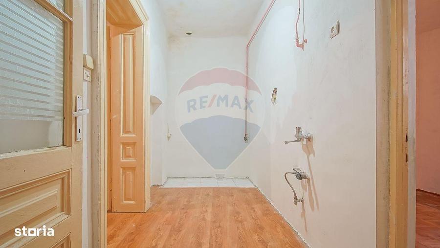 Casă cu 3 camere cu Teren 149 Mp în Centrul Istoric