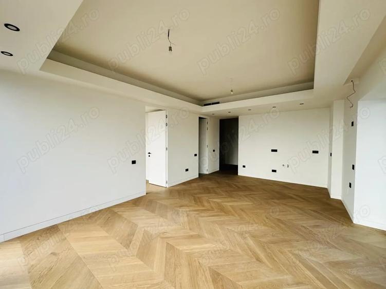 Apartament cu 3 camere decomandat în Barbu Văcărescu