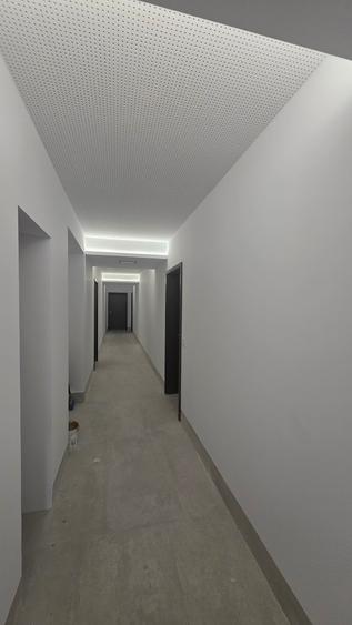 Apartament cu 3 camere semidecomandat în Timpuri Noi