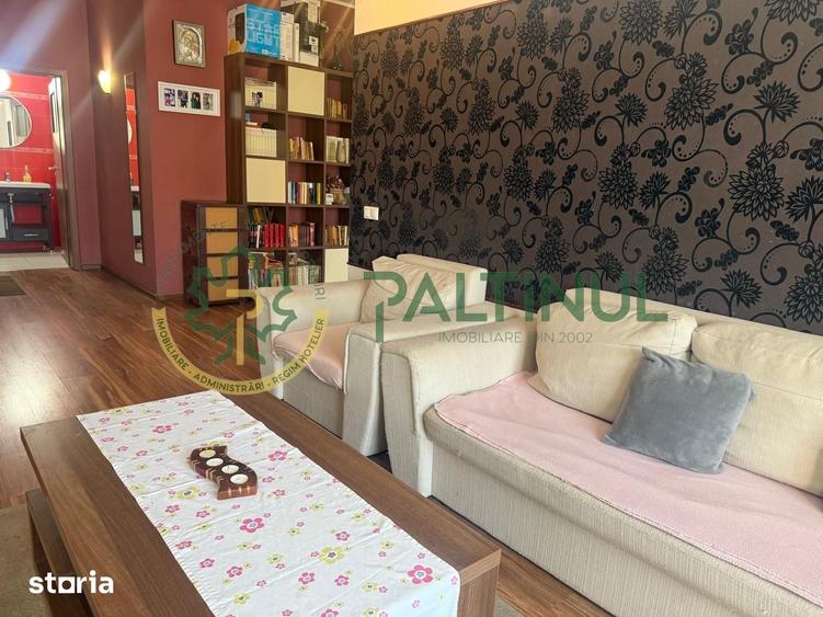 Apartament cu 4 camere în Sub Arini