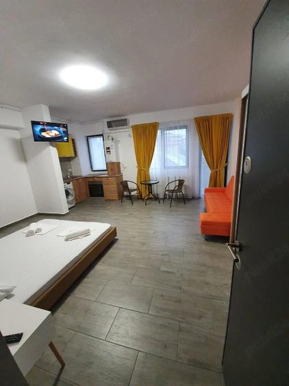 Garsonieră decomandată în Nord