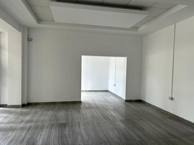 Spațiu comercial, de 70 mp, în Exterior Vest