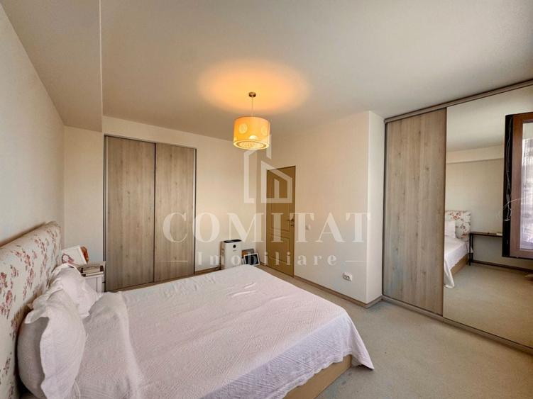 Duplex cu 4 camere cu Canalizare în Florești