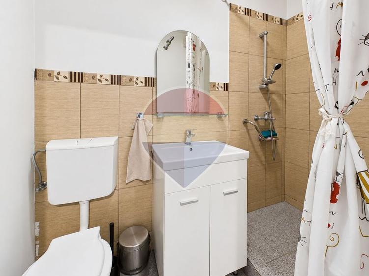 Duplex cu 4 camere cu Teren 108 Mp în Central