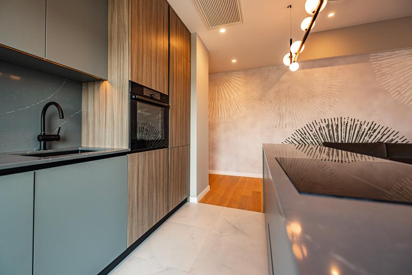 Apartament cu 3 camere în Barbu Văcărescu