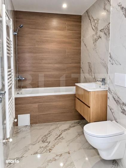Apartament cu 3 camere decomandat în Florilor