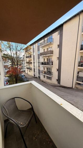 Apartament cu 2 camere semidecomandat în Florești