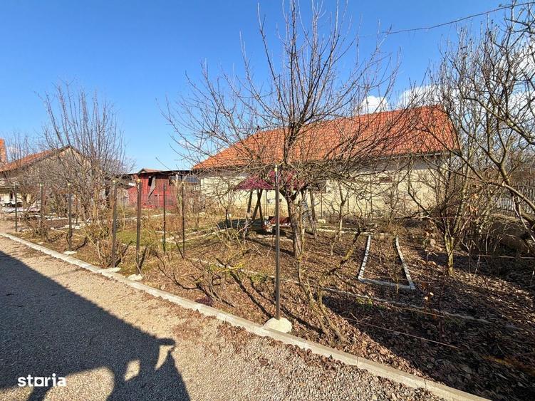 Casă cu 4 camere în Pachia