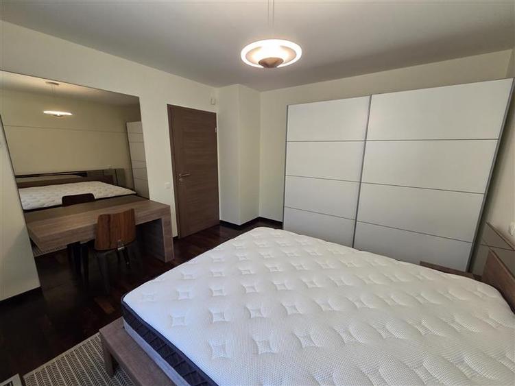 Apartament cu 2 camere semidecomandat, mobilat în Drumul Poienii