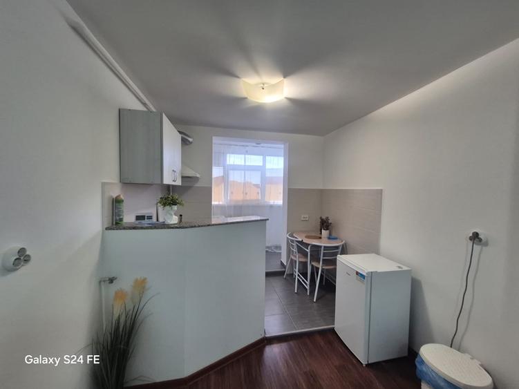 Apartament cu 2 camere decomandat în Precista