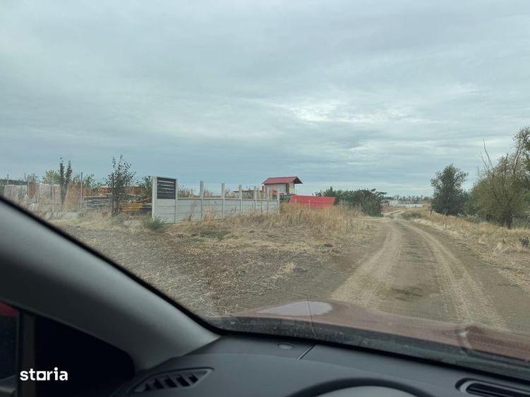 Teren de 328 mp, în Vidra