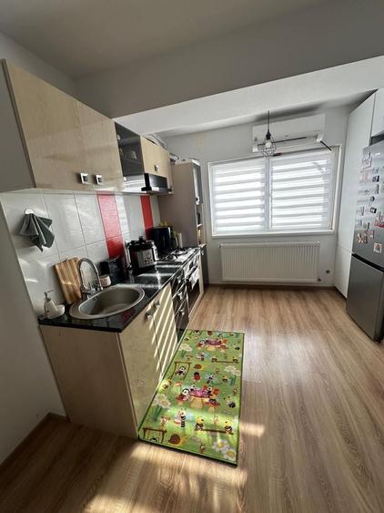 Apartament cu 2 camere semidecomandat în Central