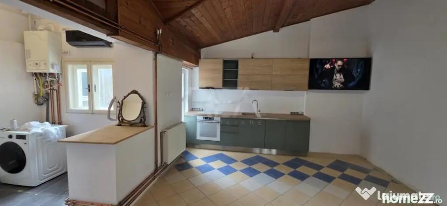 Apartament cu 3 camere decomandat în Știrbei Vodă