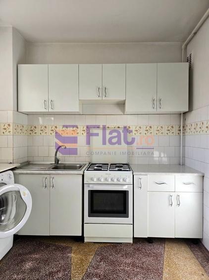 Apartament cu 3 camere în Astra