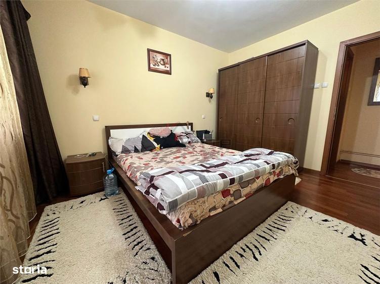 Apartament cu 3 camere decomandat în Canta