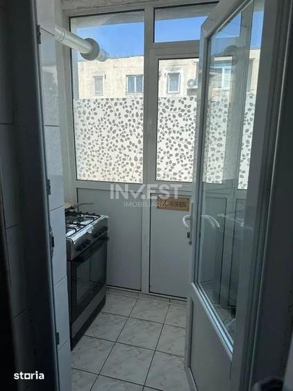 Apartament cu 3 camere decomandat în Bularga