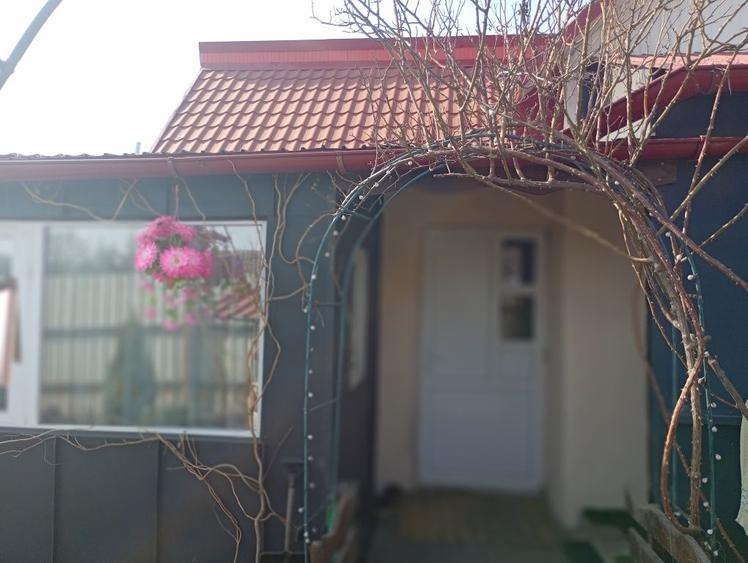Casă cu 3 camere cu Teren 800 Mp în Exterior Vest