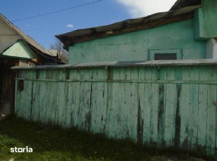 Casă cu 4 camere cu Teren 610 Mp în Gura Văii