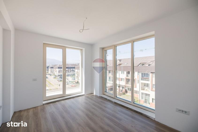 Apartament cu 3 camere în Tractorul