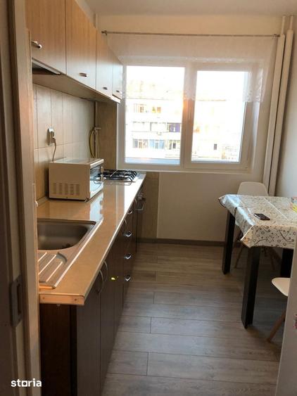 Apartament cu 2 camere decomandat în Vest